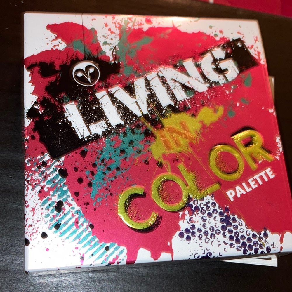 Living In Color Palette - Picture 2 of 6
